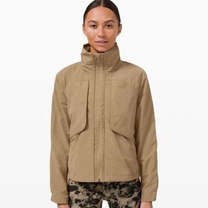 Lululemon Always Effortless Jacket, Size 6, Frontier